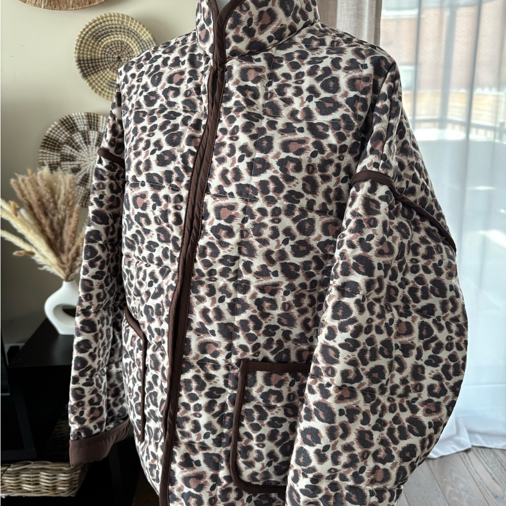 Vigoss Leopard Print Jacket with Brown Accents